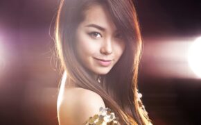 Minh Hằng: “Scandal chưa đủ sức quật ngã tôi”