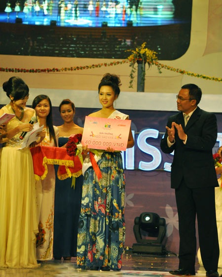 Diễm Trang đăng quang Ngôi sao tuổi teen 2010 - 8