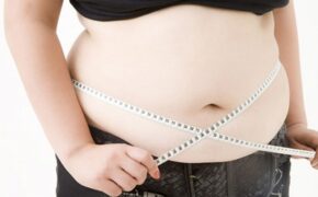 Dư âm ngày Tết: Chị em với nỗi lo… béo bụng