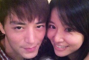 Lâm Tâm Như hò hẹn bí mật với “phi công trẻ”