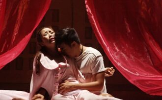 Kịch bị đổi tên vì… người mẫu bán dâm