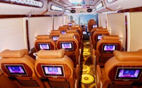 Khám phá xe khách limousine siêu sang