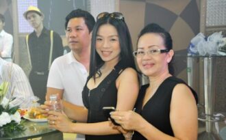 Sốc với dáng thon của Lệ Quyên