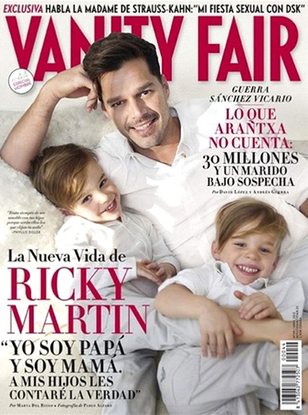 Ricky Martin hạnh phúc bên bạn trai và hai con