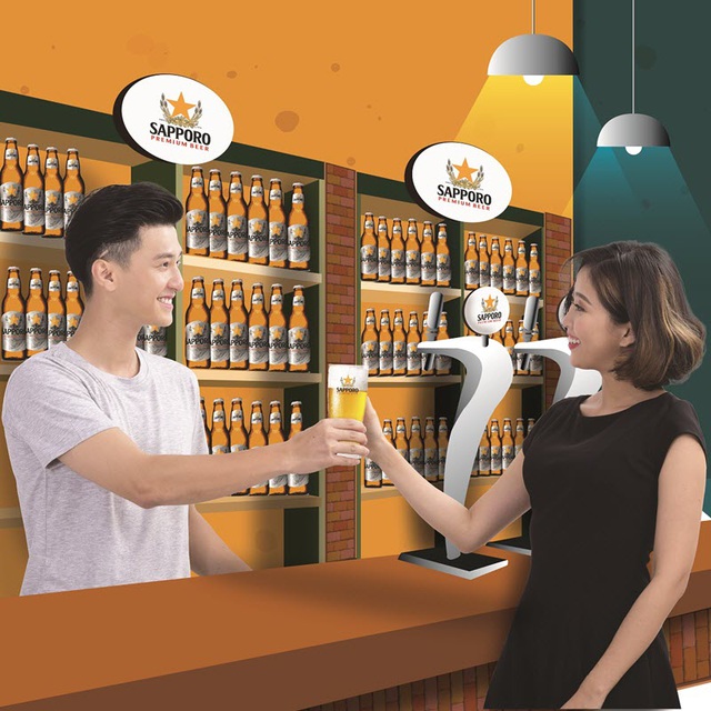  MC Liêu Hà Trinh - Quán quân Én Vàng 2016, chậm rãi thưởng thức Sapporo Premium Beer mới tận hưởng trọn vị êm đằm. 