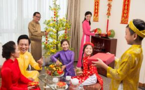 Chọn món quà “đắt tình” cho ngày Tết