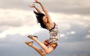 Những kiểu “xả stress” cực tai hại của teen