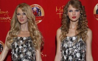 Ngắm bức tượng mang hình Taylor Swift