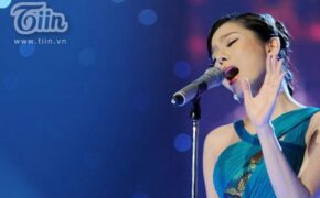 “Hóng” chuyện lạ và độc của thần tượng trên dế yêu