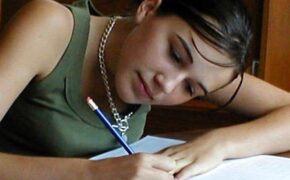 Lỡ mang danh “con nhà giàu học giỏi”