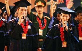 Vinh danh 112 thủ khoa xuất sắc – Tự hào tri thức trẻ Thủ đô