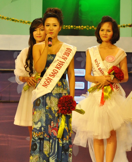 Xem lại phần thi ứng xử của top 5 Miss Teen - 3