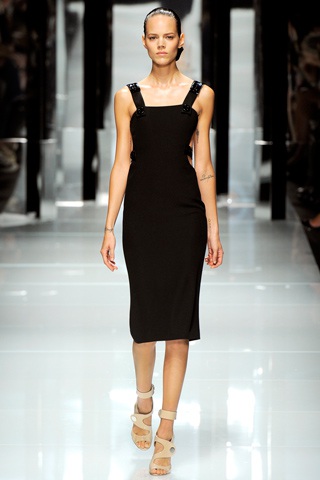 BST xuân hè 2011 của Versace - 11