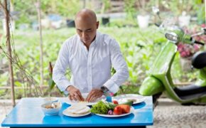 Vua đầu bếp Ngô Thanh Hòa – Về Việt Nam như “Cá gặp nước”