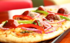 Pizza tại Hà Nội khi nghệ thuật phủ lên những chiếc bánh