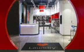 Giặt ướt cao cấp FineClean – công nghệ “chuyên trị” các loại trang phục đã có mặt tại Việt Nam