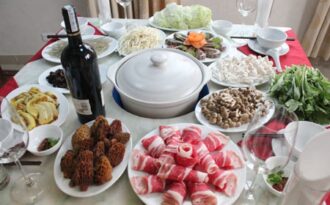 Lẩu nấm Gia Khánh: Hành trình tới tinh hoa trong văn hóa ẩm thực!