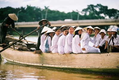 Em yêu màu áo trắng! - 2