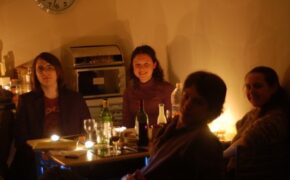 Nôn nao “tắt điện đi”