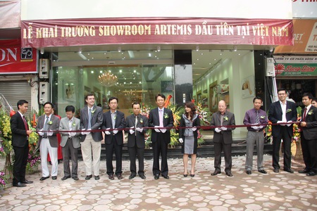 Khai trương showroom Artemis đầu tiên tại Việt Nam - 1