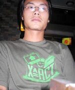 Người rao bán 1.000 bài thơ mạng