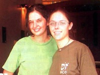 Quán bánh của tình bạn vượt đại dương