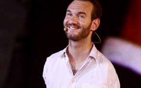 Chàng trai diệu kỳ Nick Vujicic sẽ trở lại Việt Nam vào tháng 5