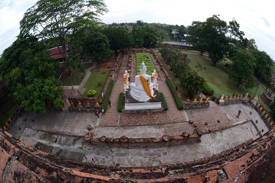 Cố đô Ayutthaya với lịch sử văn hóa lâu đời cũng để lại nhiều ấn tượng với du khách.