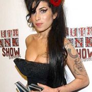 Amy Winehouse thừa nhận đang mất kiểm soát