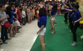 Giới trẻ Sài thành vui chơi “tung trời” dịp cuối tuần