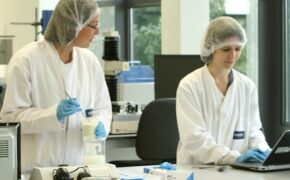 Vì sao cần chọn sữa bột “truy xuất được nguồn gốc”?