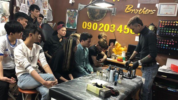 Kiên quyết khởi nghiệp dù bị gia đình phản đối và cái kết cho chàng trai mê Tattoo