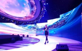 BST ‘Ocean’S Sensation’ của NTK Đỗ Long ‘bùng nổ’ tại White Palace