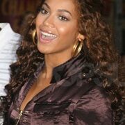 Beyonce Knowles đeo chiếc túi 42.000 đô la