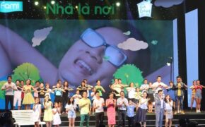 4 gia đình nghệ sĩ hội ngộ trên sân khấu “Nhà là nơi…”