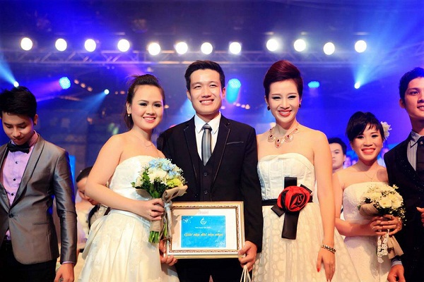 Doanh nhân hóa sao trong triển lãm cưới Bridal Fair 2014