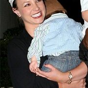 Britney Spears: Dịu dàng hiếm thấy!
