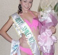 Á hậu Ái Châu đoạt giải “Nụ cười đẹp nhất”