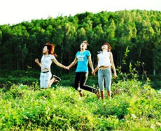 “Lượn lờ” quanh Hà Nội ngày cuối tuần