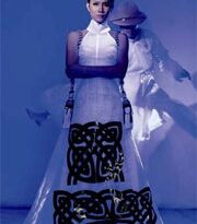 120 bộ trang phục cho một đêm diễn của “Đẹp”