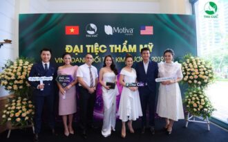 Dàn sao Về nhà đi con hội ngộ tại Đại tiệc thẩm mỹ vinh danh đối tác kim cương Thu Cúc