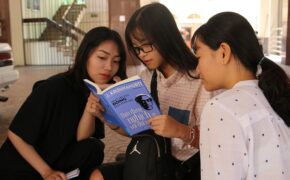 Talkshow “Bạn đang nghịch gì với đời mình?” – Đi tìm đáp án cho ý nghĩa cuộc đời người trẻ