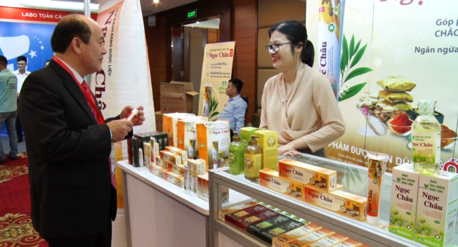 Doanh nghiệp Việt cập nhật kiến thức chuyên môn, cải tiến chất lượng phù hợp người tiêu dùng Việt