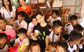 Vũ Tuệ Anh – Cô gái “Vàng” trong làng Saffron, kiếm tiền tỷ mỗi tháng lại đam mê thiện nguyện