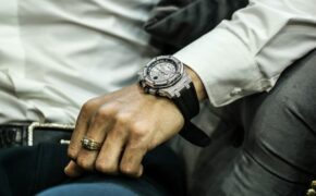 Boss Luxury – địa chỉ mua đồng hồ Audemars piguet chính hãng uy tín