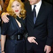 Madonna – Guy Ritchie: Cặp đôi mặc đẹp nhất năm 2007