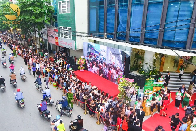 Hơn 5.000 nghìn khách hàng tham dự khai trương Thu Cúc Mega Beauty Center Cầu Giấy - 2