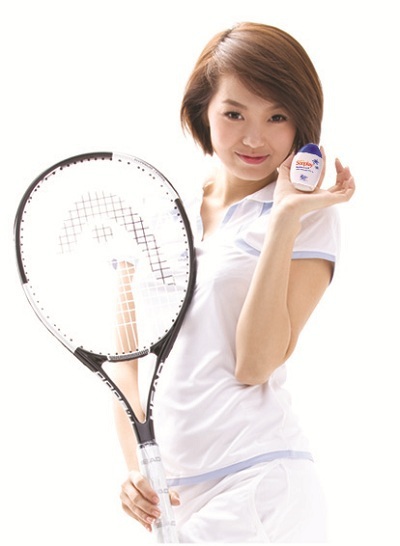 Bật mí nhé, tennis là một trong các môn thể thao làm Hằng thích mê.