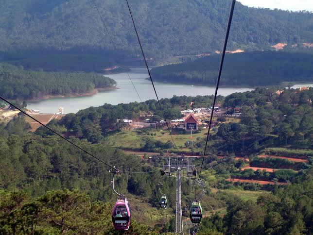 Hồ Tuyền Lâm - “viên ngọc bích” của du lịch Dalat