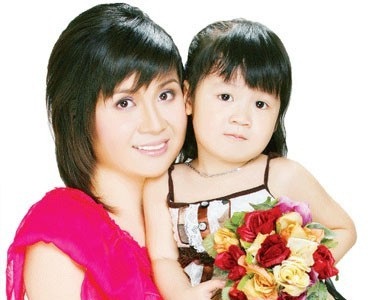 Lưu Thiên Hương làm giám khảo “Khoảnh khắc hồng”